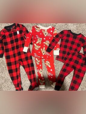 3 Christmas Buffalo Plaid Rudolph Reindeer Plaid Pajama bundle 2T 24m Toddler